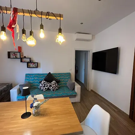 Il Tortellino Vagante - Elegant