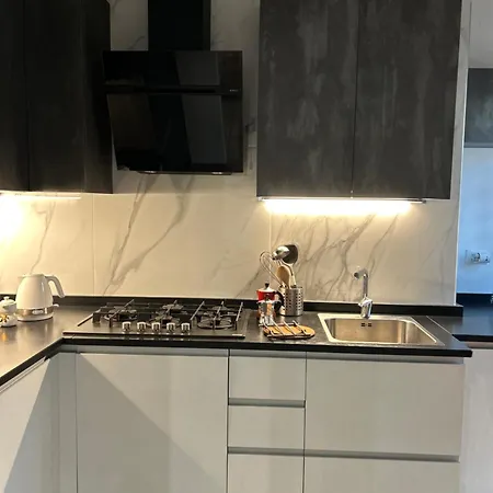 Apartment Il Tortellino Vagante - Elegant Modena